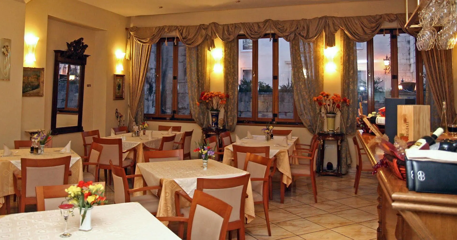 Hotel Peristil Split