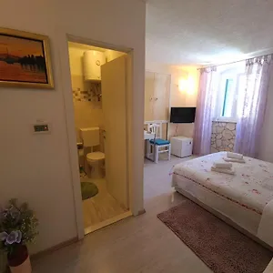 Affittacamere Private In The Center Of
