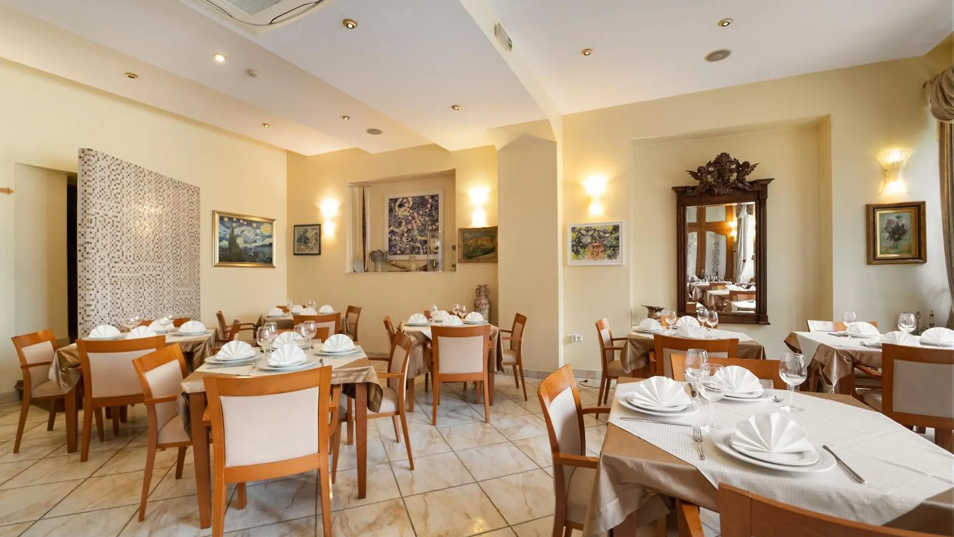 Hotel Peristil Split