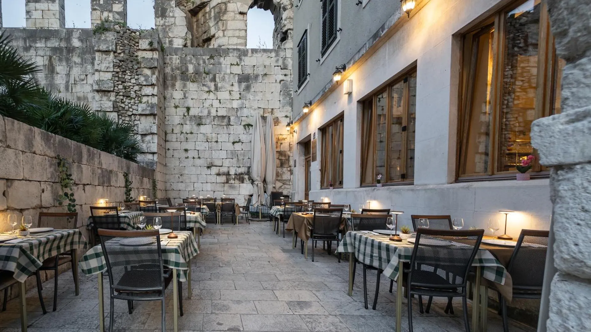Hotel Peristil Split